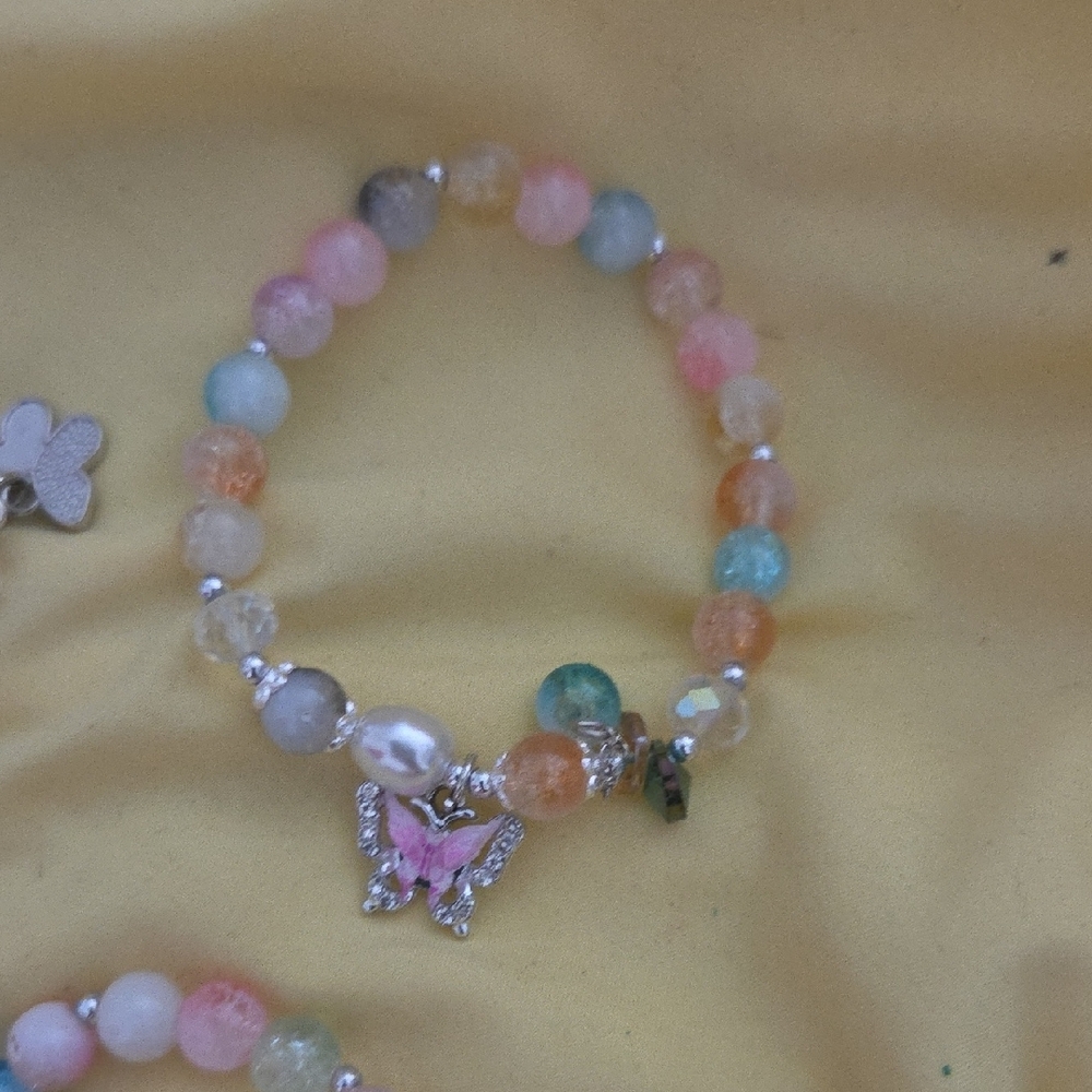 Elegant Multicolor Beaded Bracelets Set - Picture 4 of 4